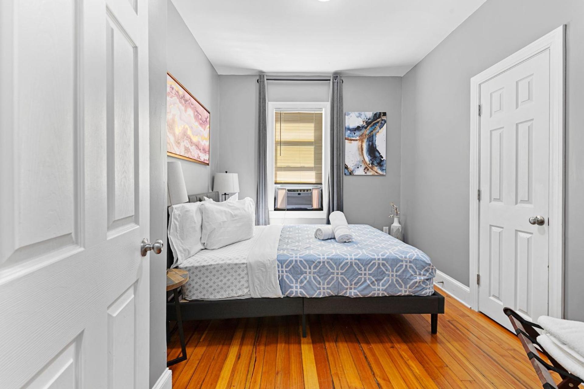 Spacious Apartments Near Ashmont - Evonify Stays Boston Exterior photo