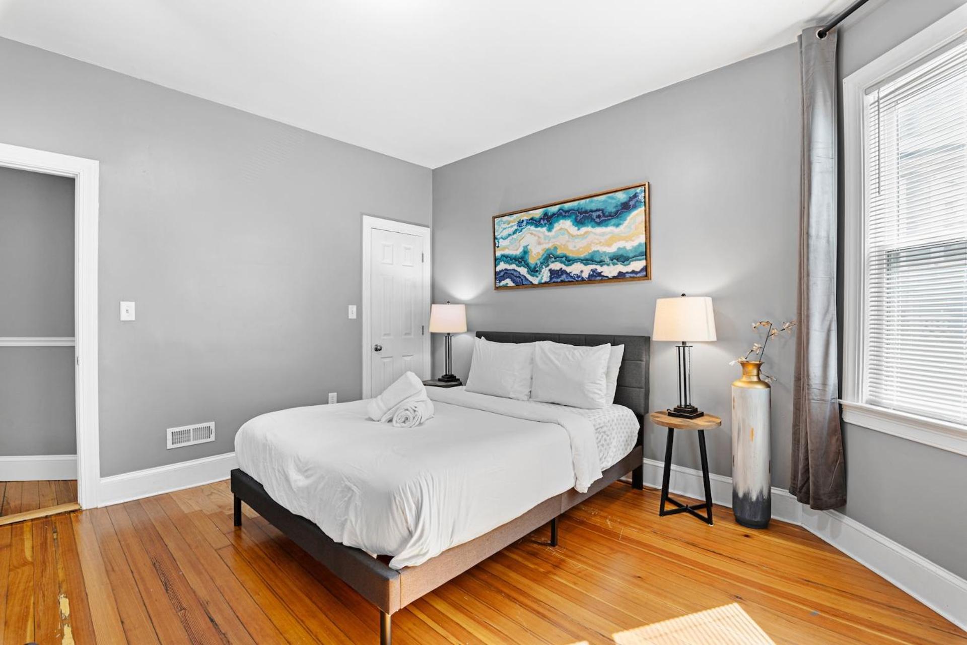 Spacious Apartments Near Ashmont - Evonify Stays Boston Exterior photo