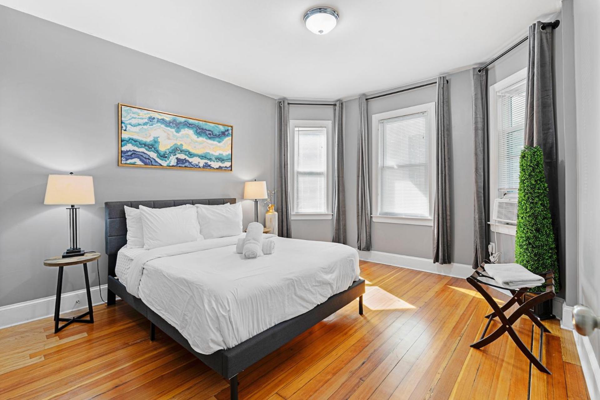 Spacious Apartments Near Ashmont - Evonify Stays Boston Exterior photo