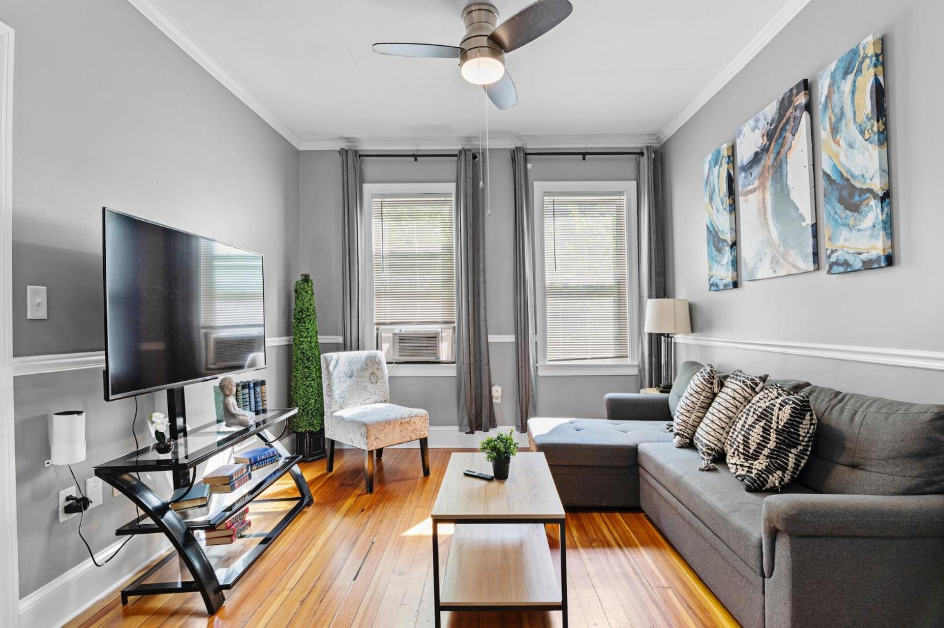 Spacious Apartments Near Ashmont - Evonify Stays Boston Exterior photo
